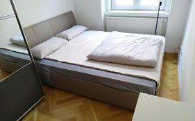 Cozy Room In Ottakring
